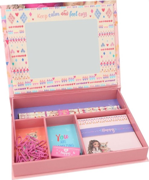 topmodel-doos-met-schrijfwaren-cosy